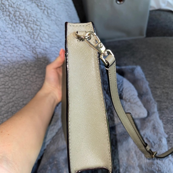 Kate Spade Olive Green Crossbody Purse - Picture 2 of 6